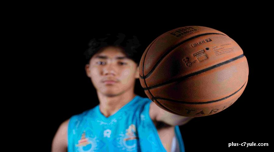 团结奋进，共赢未来！